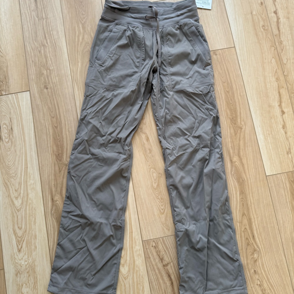 NWT Lululemon Dancer Studio Mid-Rise Pants